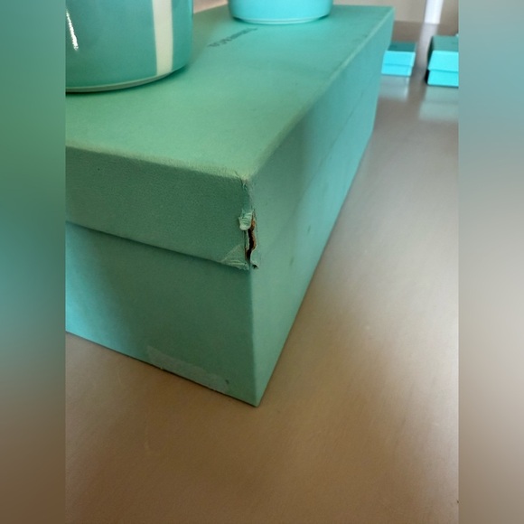 Authentic Tiffany & Co. retired iconic blue white ribbon 2 mugs w/box CLEAN - Picture 7 of 8